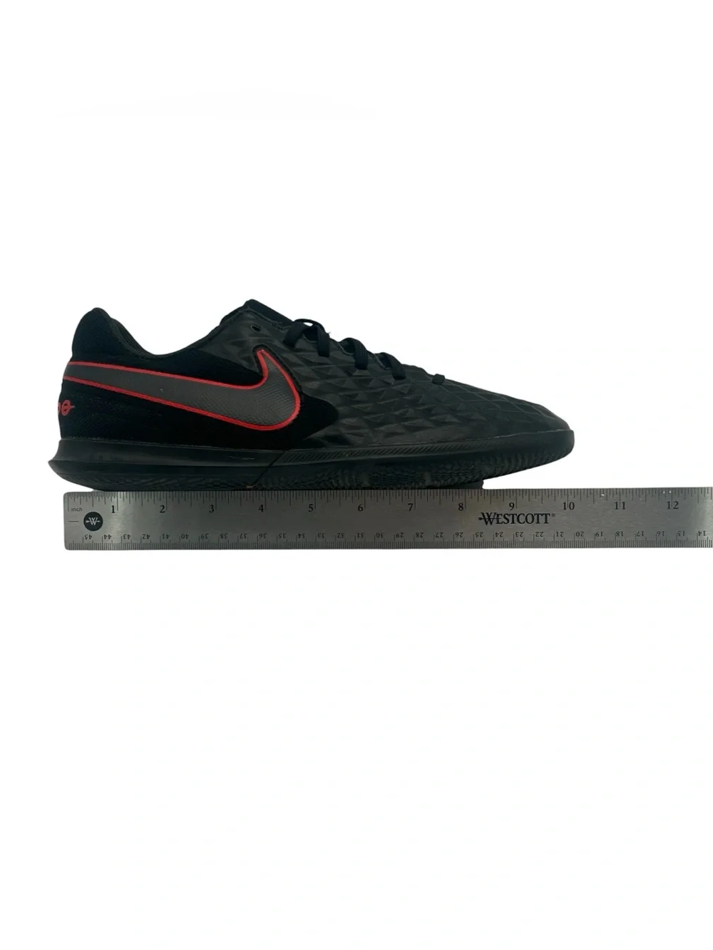 Nike Tiempo Legend 8 Club Mens Size 7 Soccer Cleats Indoor Turf Futsal
